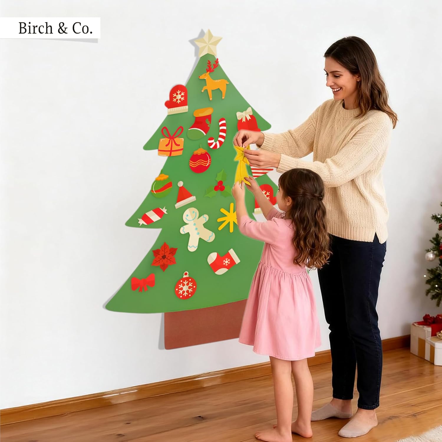 DIY Wall Hanging Xmas Tree with 26 Detachable Ornaments